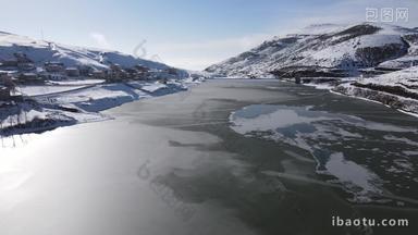 航拍4K河流冰冻大山包